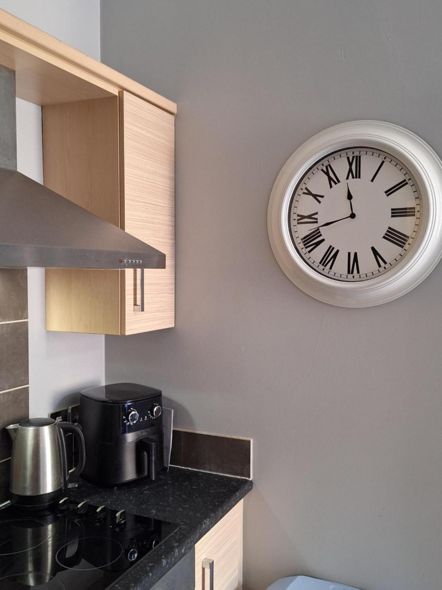 Central Matlock Apartment Екстериор снимка
