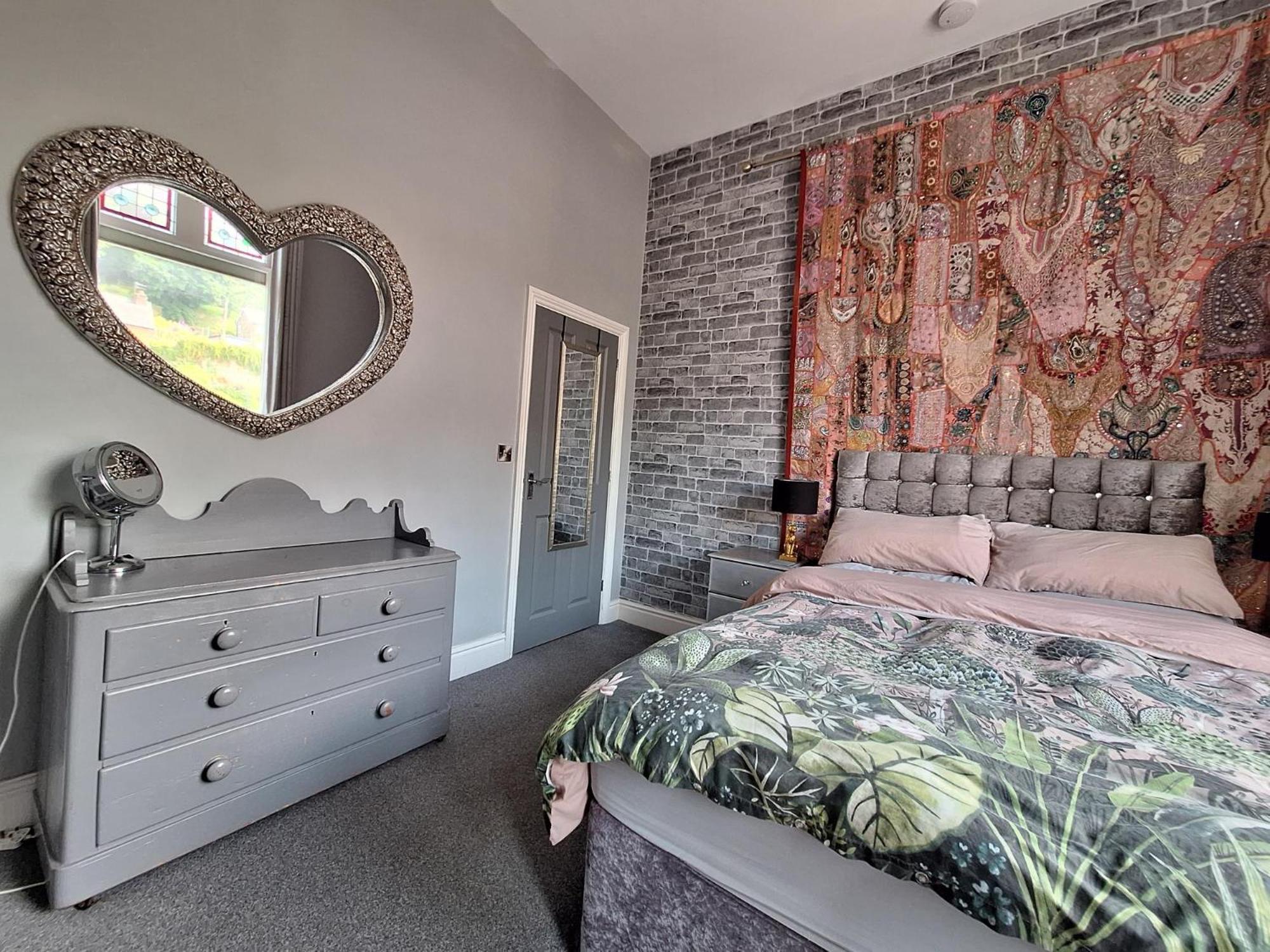 Central Matlock Apartment Екстериор снимка